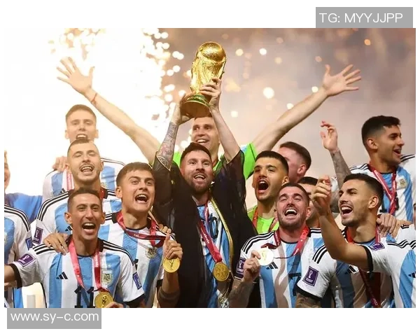 卡塔尔城市足球明星海报展现足球魅力与激情的视觉盛宴