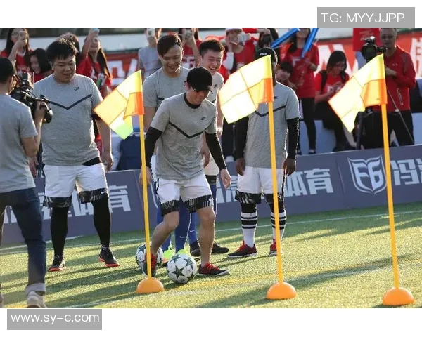 卓然足球引领新时代运动潮流助力青少年健康成长与团队精神培养