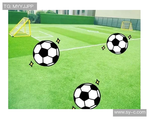 足球高雪花的魅力与挑战探讨如何在冰雪中展现足球的激情与技巧 足球高雪花的魅力与挑战探讨如何在冰雪中展现足球的激情与技巧